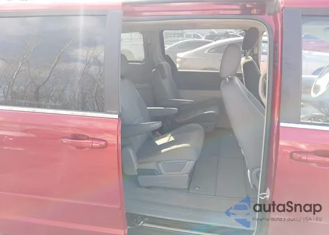 2010 Chrysler Town & Country Lx z USA, uszkodzony, nr VIN 2A4RR4DEXAR173827